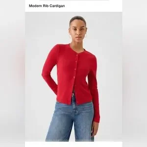 GAP Modern Rib Cardigan in Modern Red, Size M